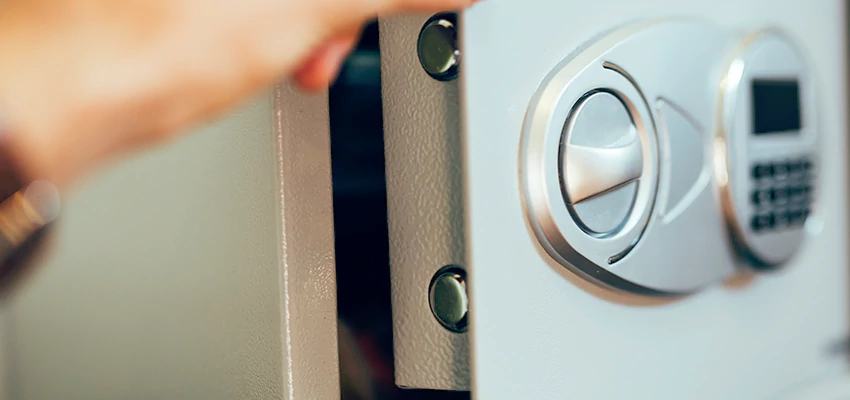 Fingerprint Safe Openers in Belmont, CA